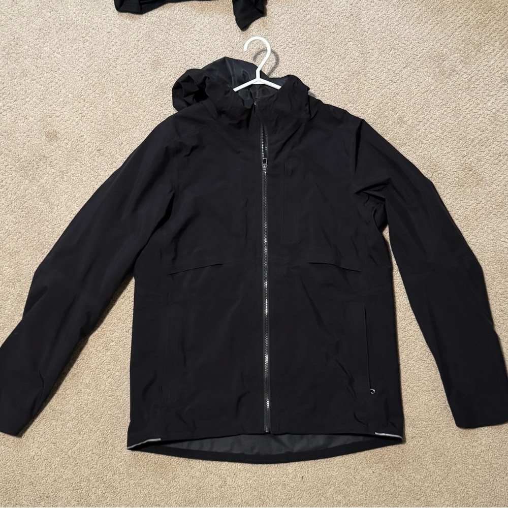 Men's Lululemon Black Raincoat